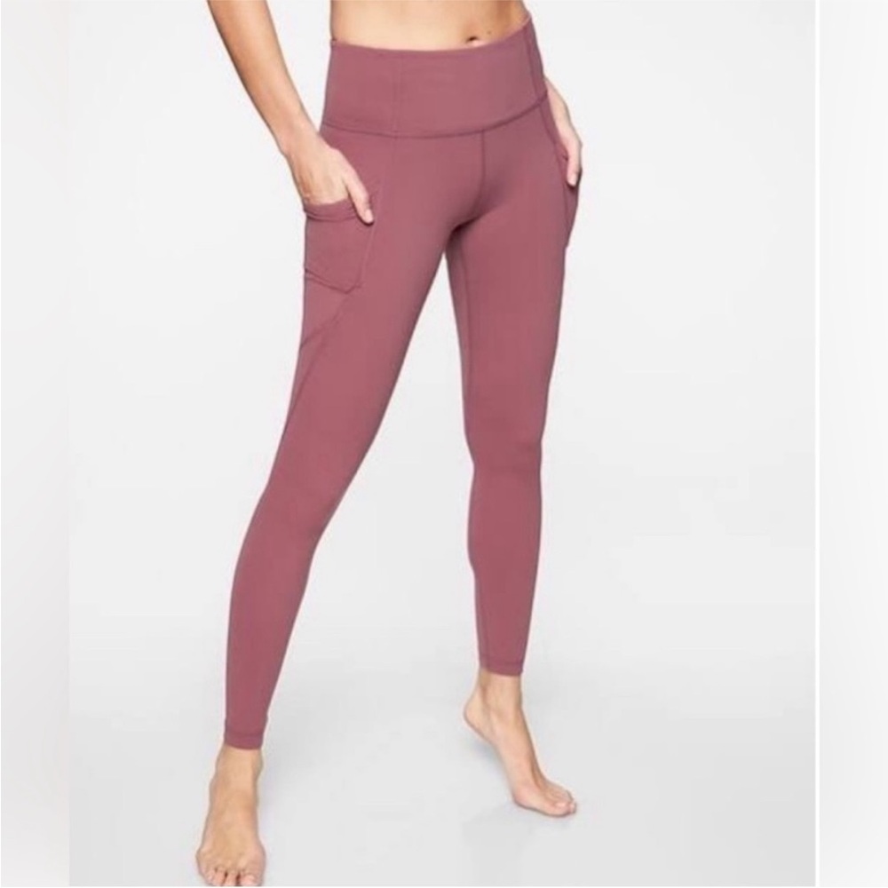 Athleta Salutation yoga 7/8 pants/leggings LP fits reg Medium